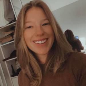 Meet your Posher, Ella